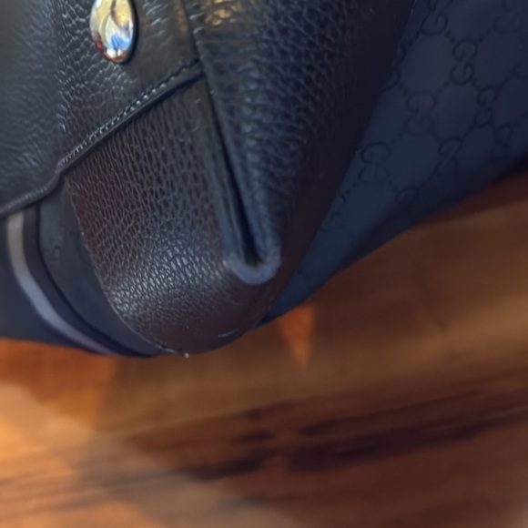 Gucci Men's Black Designer Duffle Bag 22.5x15x10 - Picture 4 of 15